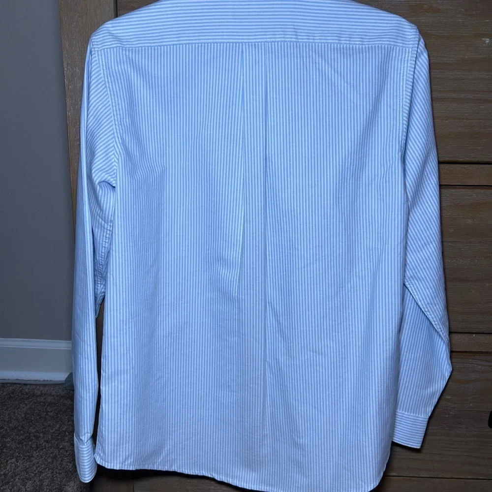 Lands' End Blue Button Down Shirt Elegant and Versatile